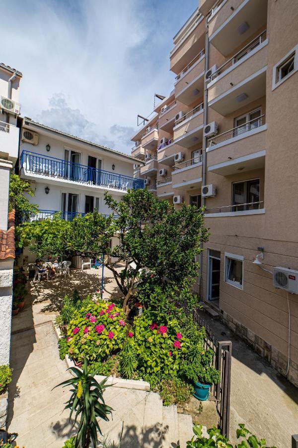 Apartments Vila Nikolic Rafailovici Exterior photo