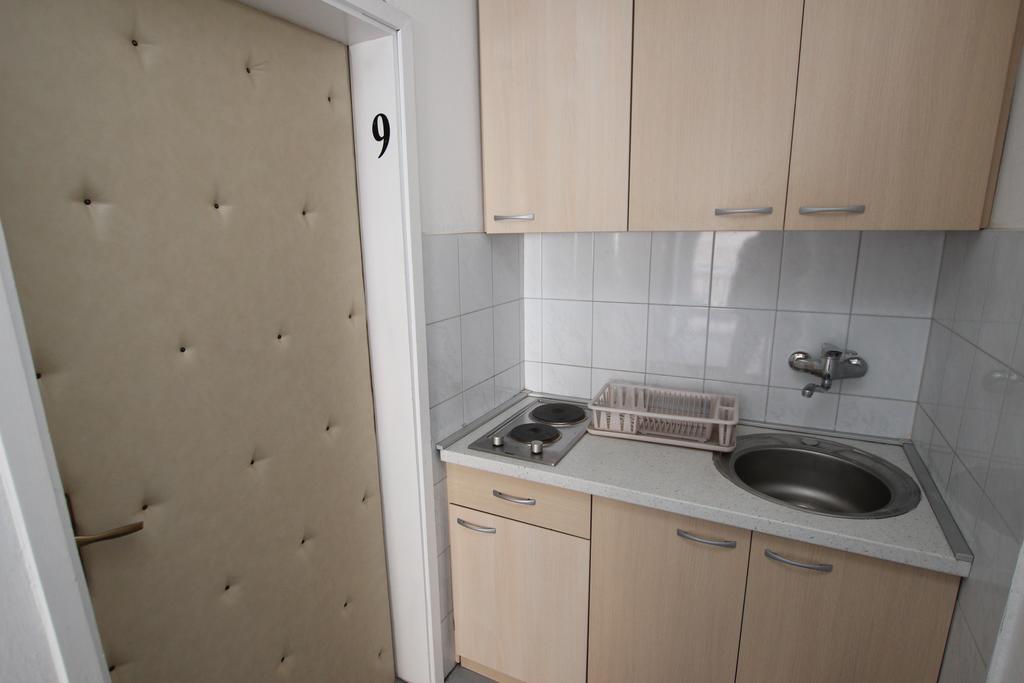 Apartments Vila Nikolic Rafailovici Room photo